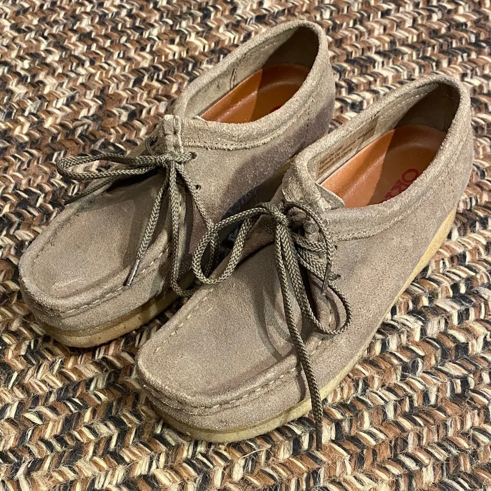 Clarks Women's Taupe Suede Wallabee Ankle Boots